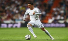 米兰体育官网-拉文爆发助掘金争冠战，新疆队虽败犹荣展韧性