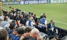 米兰真人-关于哥伦比亚完胜利物浦，德布劳内制霸全场的信息