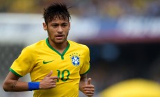 米兰捕鱼-赛道上的红色风暴，勒克莱尔刷新纪录，法拉利完胜红牛车队