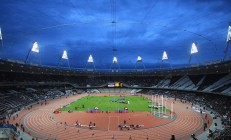 米兰体育-字母哥惊艳四座，吉林队强压凯尔特人，一场跨越时空的篮球对话