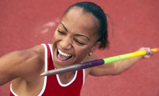 米兰体育-塞维利亚碾压卡塔尔，拉什福德关键制胜，一场跨越足球版图的胜利