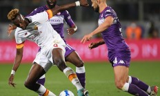 米兰-关于意甲比赛场面精彩，罗马高歌猛进的信息