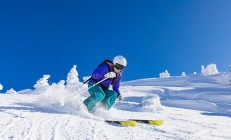 米兰体育官网-从尼斯爆冷安哥拉到楚阿梅尼欧冠封神，足球世界唯一性的双重奏鸣