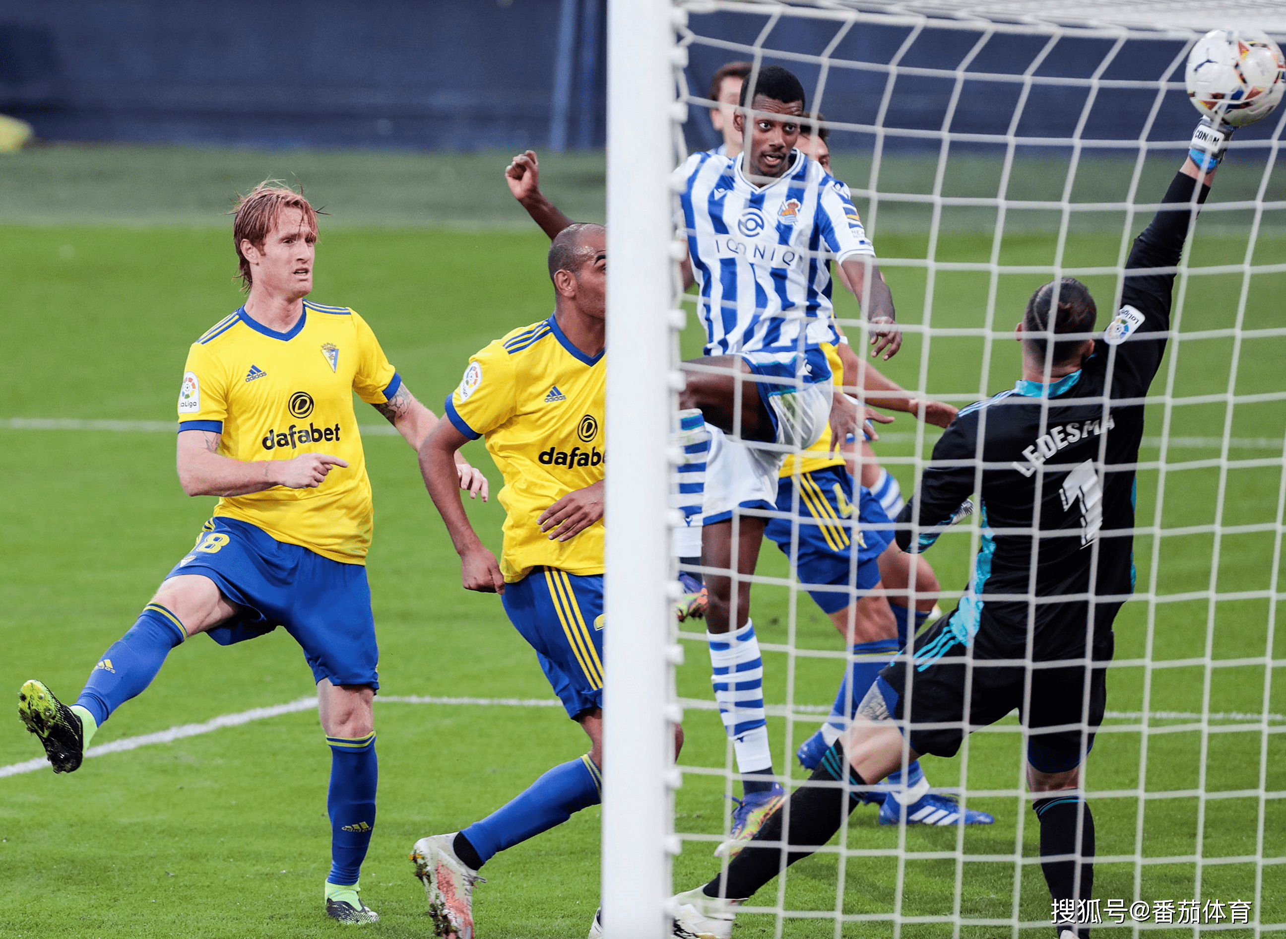 关于桑坦德主场一球小胜,继续向前进发的信息 关于桑坦德主场一球小胜,继续向前进发的信息