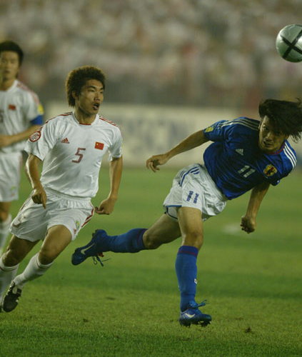 包含日本队险胜印度队，黄鸭组合统治全场的词条