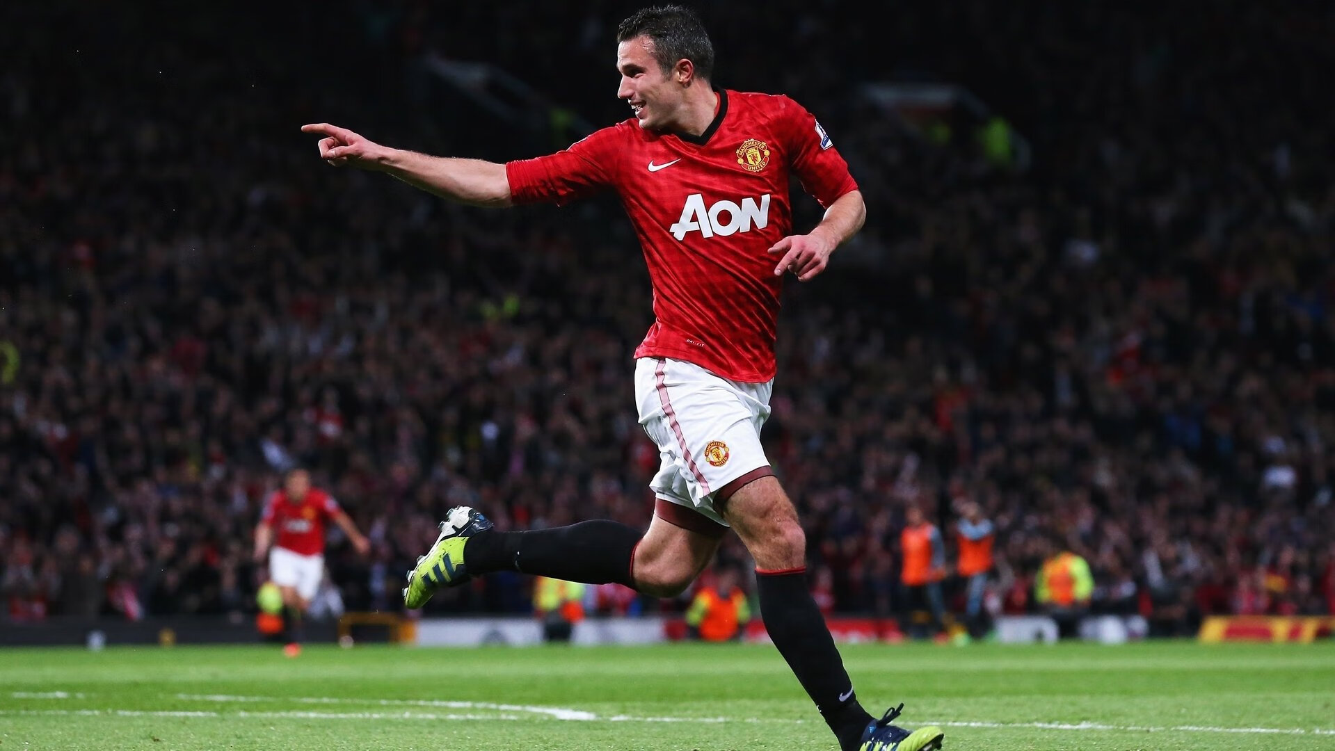 巴斯托尼一夫当关，皇家社会铜墙铁壁封锁英格兰，意大利铁卫成胜负手