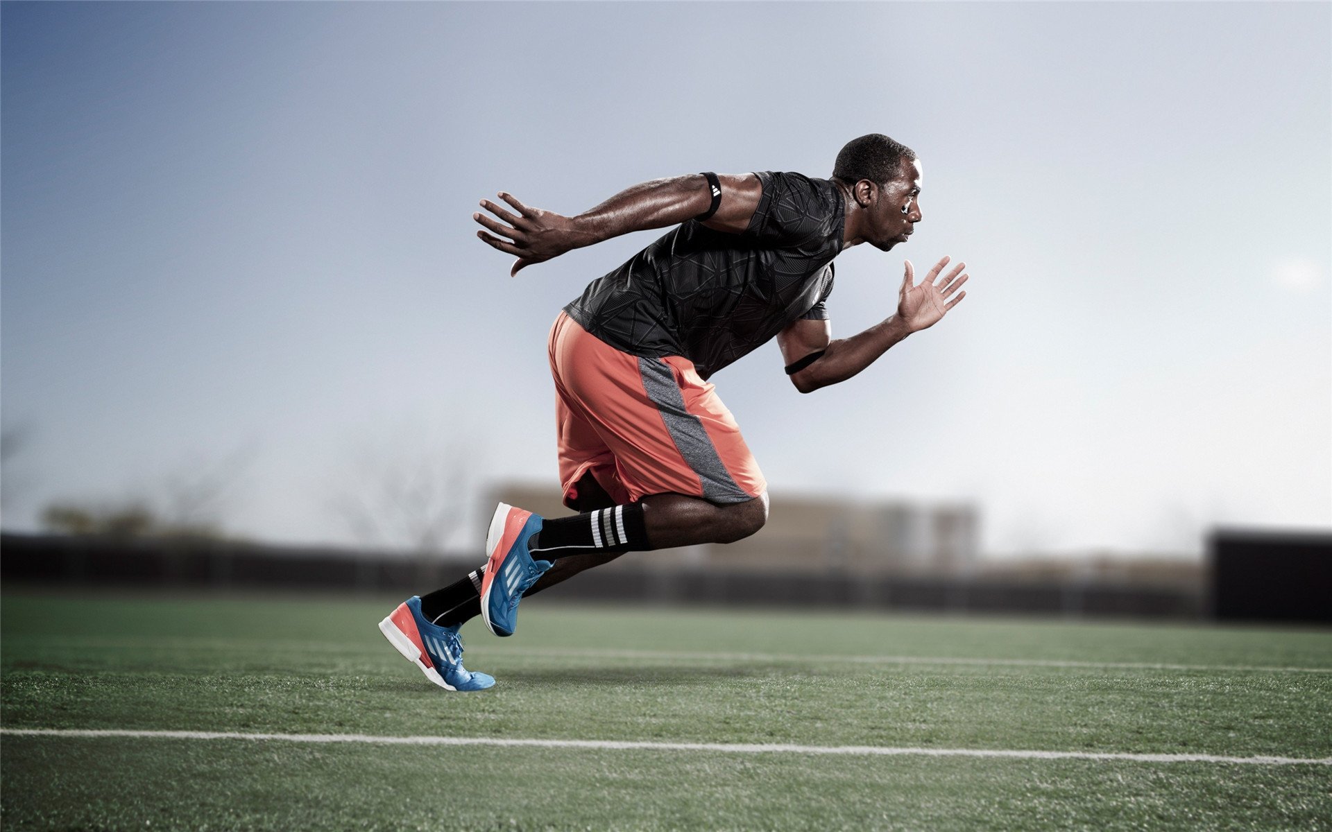 布克狂飙50+压制全场，活塞关键战突围火箭迎新生