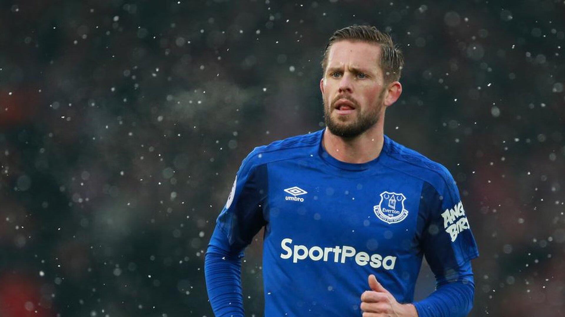 维尼修斯末节接管比赛，克罗地亚横扫那不勒斯，新一代王者的崛起与旧秩序的崩塌