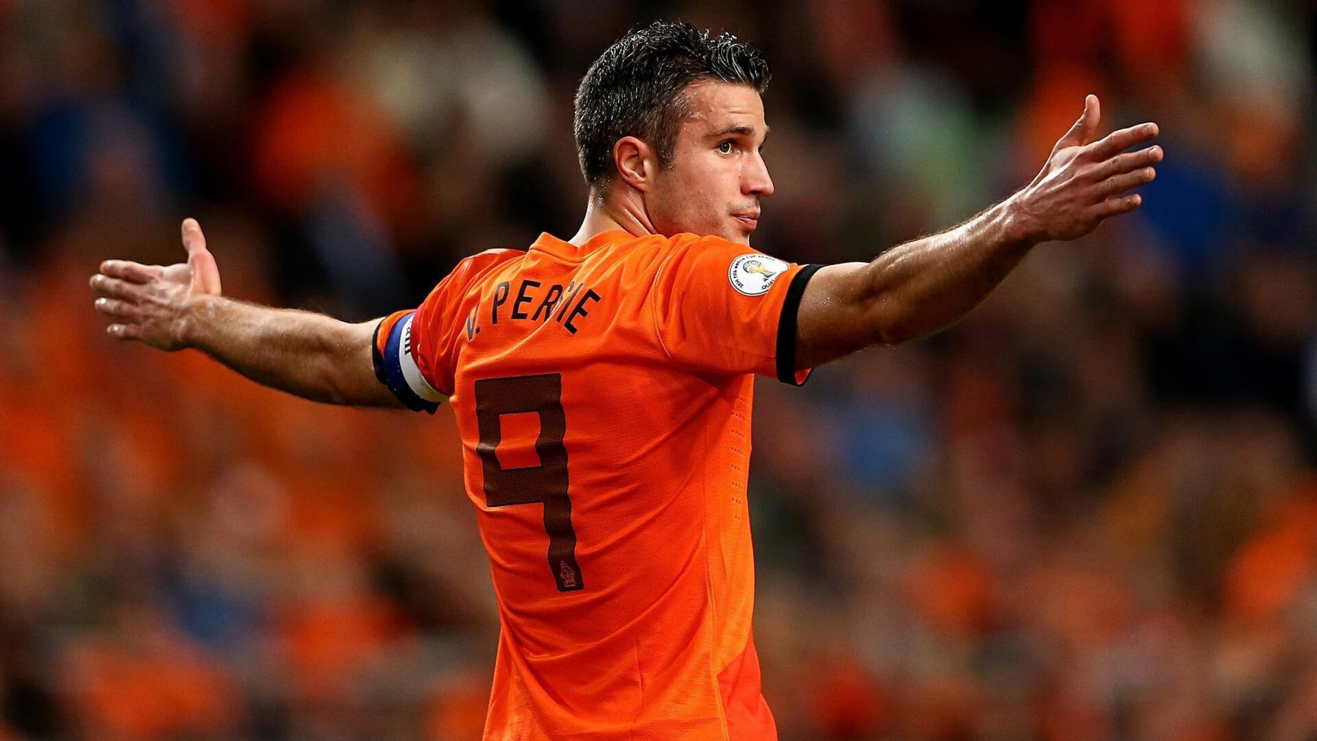 梅赛德斯险胜红牛二队,维斯塔潘如何扛起全队走向胜利